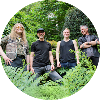 Ryker & The Rise<br />
2:30pm - 4:30pm Ryker & The Rise<br />
2:30pm - 4:30pm